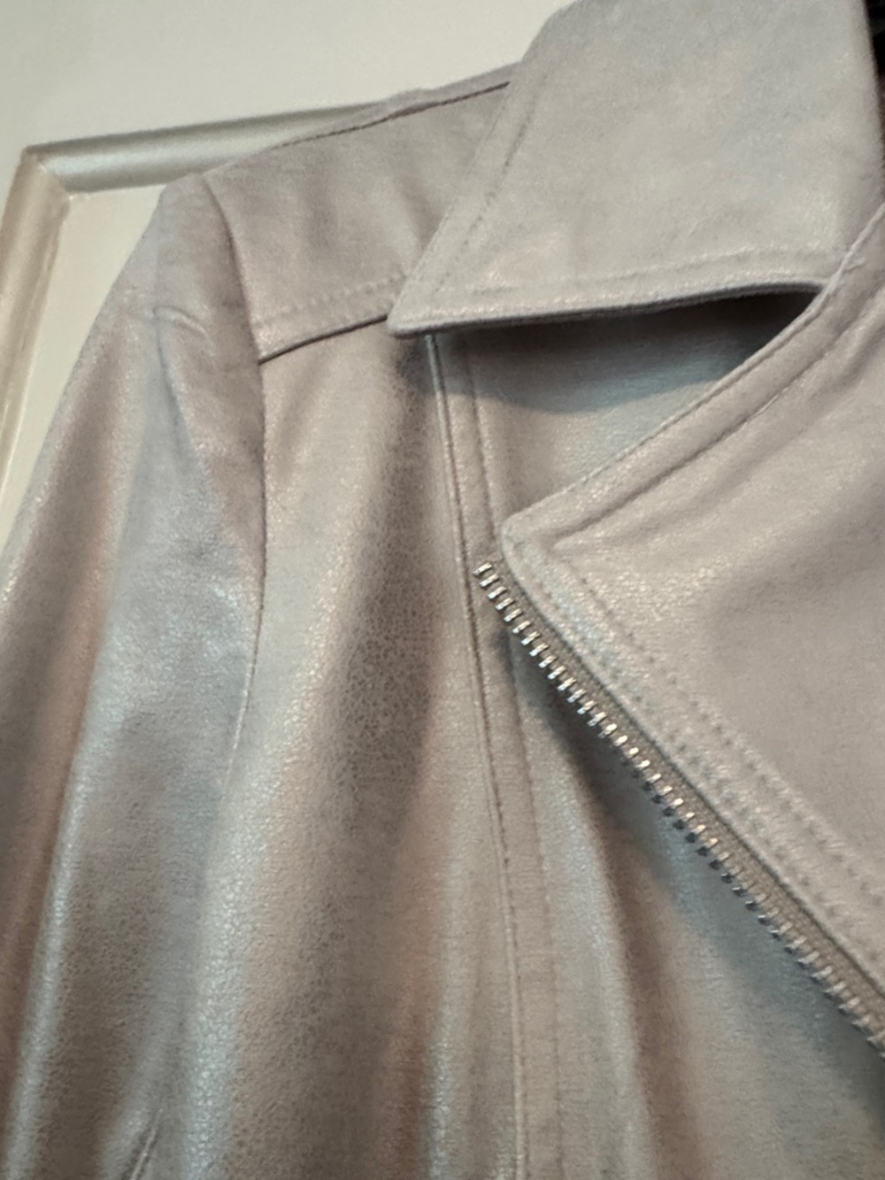 Jacket - Picture 3 of 5